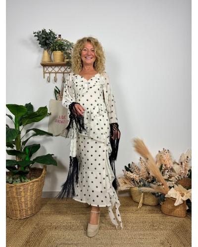 VESTIDO LUNARES Y VOLANTES